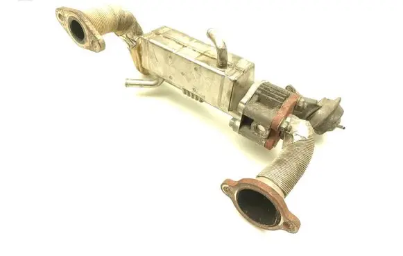 Mazda 6 EGR valve cooler R2AA-20304 10E10A-000071