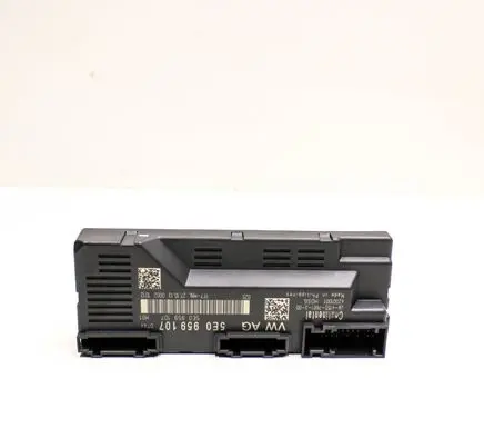 Skoda Octavia Mk3 (5E) Tailgate/trunk control unit/module 5E0959107