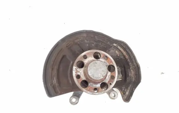 Mercedes-Benz B W246 W242 Front wheel hub A2463320100