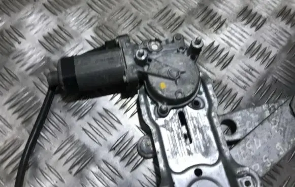 Jaguar XJ X308 Rear door window regulator motor 137264000 137264-000