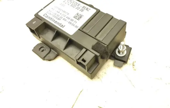 Mercedes-Benz Vito Viano W639 Fuel injection pump control unit/module A2129000306 5WK11555EBF A2124460071
