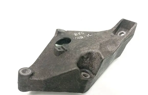 BMW X1 E84 Engine mounting bracket 6775041 22116775041