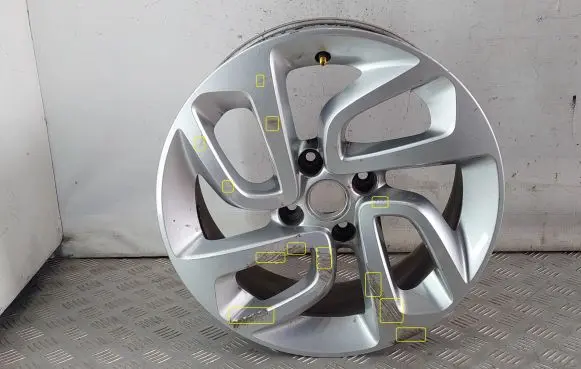 R16 alloy rim