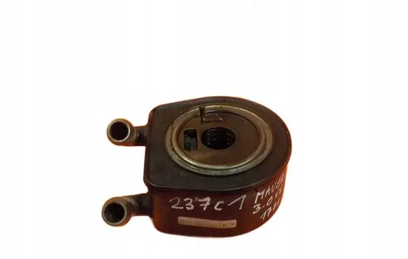 Ford Maverick Engine oil radiator 237C1