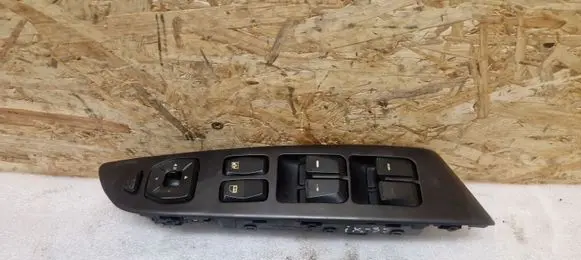 Hyundai ix35 Electric window control switch 3834901310