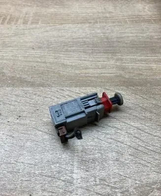 Opel Astra H Brake pedal sensor switch 55701396 869619858