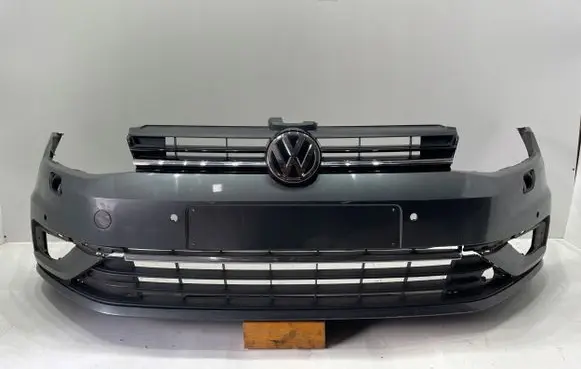 Volkswagen Golf VII Front bumper