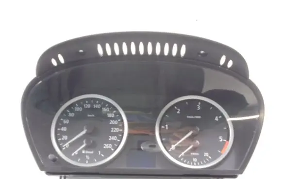 BMW 5 E60 E61 Speedometer (instrument cluster) 9135253