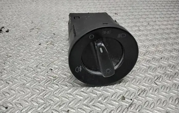 Volkswagen Golf IV Light switch BK71C0941531