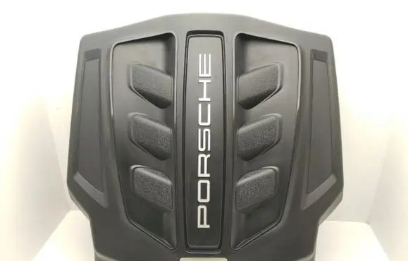 Porsche Macan (95B) Engine cover (trim) 95B103925D