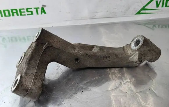 Peugeot 308 Front subframe S043A 030142