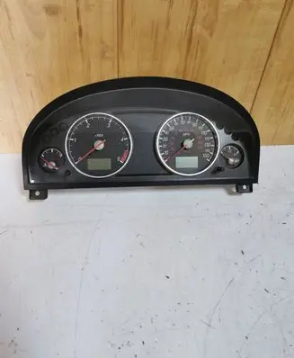 Ford Mondeo Mk III Speedometer (instrument cluster) 1S7F10841 44ZU187