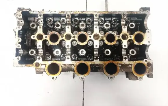 Volvo V50 Engine head 9641752610