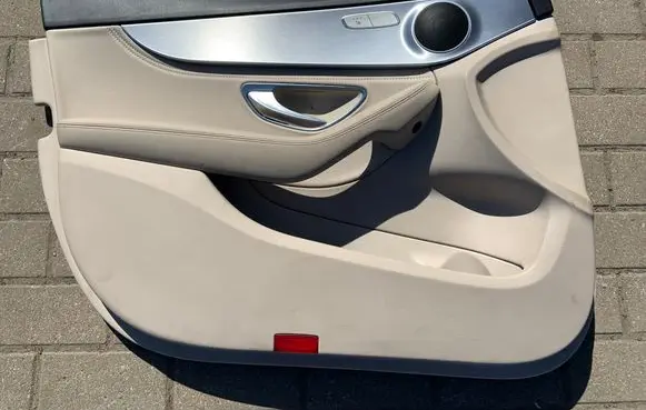 Mercedes-Benz C W205 Front door card panel trim