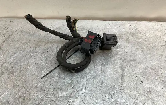 BMW 5 E60 E61 Headlight/headlamp wiring loom/harness 6925638