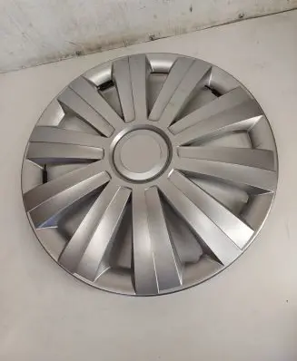 Ford Focus C-MAX R16 wheel hub/cap/trim 