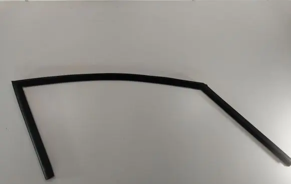 BMW 5 E60 E61 Rubber seal front coupe door 51357044182