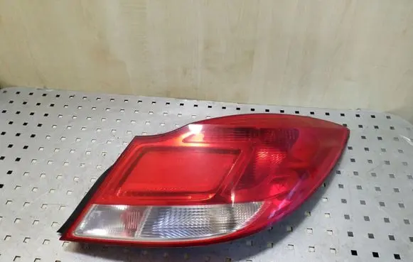 Opel Insignia A Rear/tail lights 13265355AY
