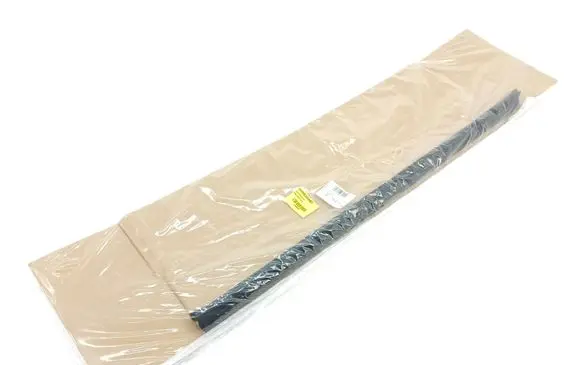 Volkswagen Golf VIII Rubber seal front coupe door window 5H9839480