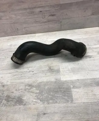 Audi A4 S4 B7 8E 8H Intercooler hose/pipe 8E0145737C