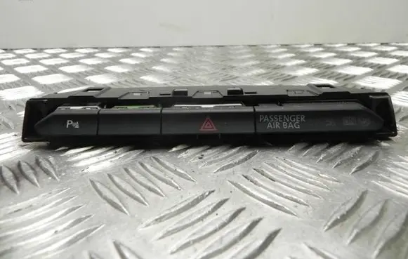 Volkswagen PASSAT B8 Other switches/knobs/shifts 3G1853770A T752