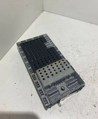 Volvo V70 Fuse box set 8676284 01W354 8645716