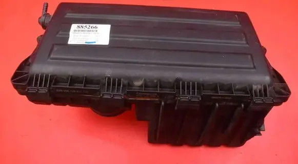 Skoda Roomster (5J) Air filter box 036129611CD