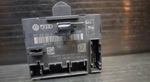 Audi A5 Sportback 8TA Door control unit/module 8T0959793Q