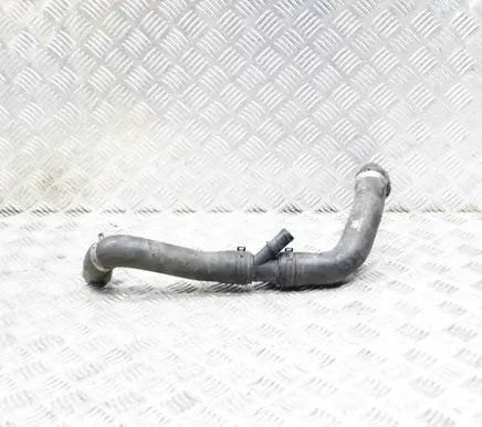 Land Rover Range Rover Sport L494 Engine coolant pipe/hose CPLA8286CA