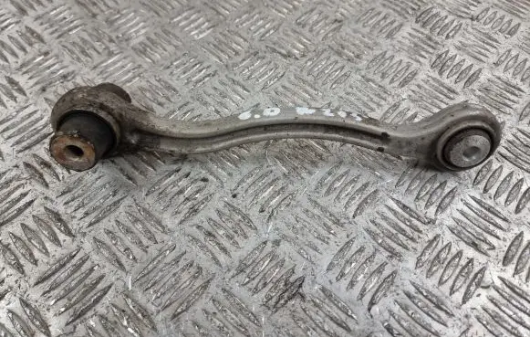 Rear control arm