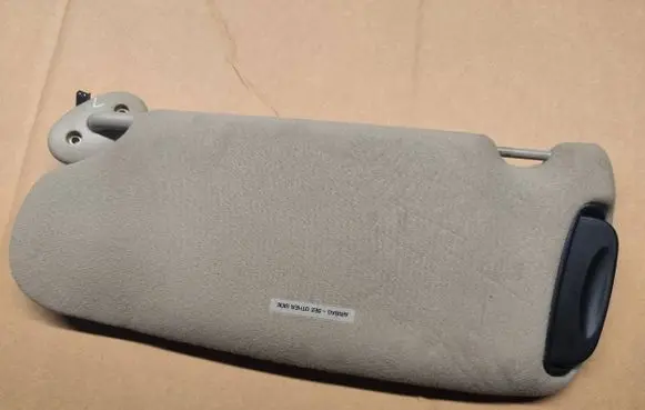 Chrysler Voyager Sun visor