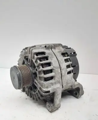 BMW 3 E90 E91 Generator/alternator 8507624 FG18S052 2608669D
