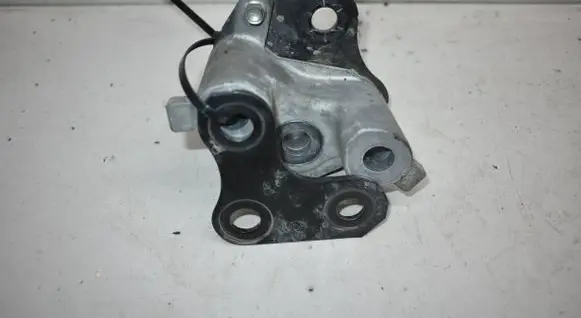 Mazda 3 II Gearbox mounting bracket KD62