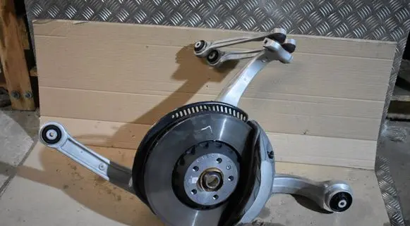 Audi A8 S8 D5 Rear wheel hub