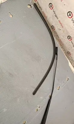 Peugeot 5008 Windshield/front glass wiper blade 