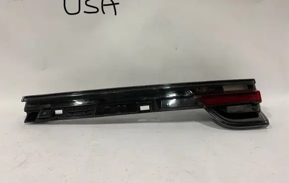 Porsche Panamera (971) Tailgate rear/tail lights 973945208B 20760206
