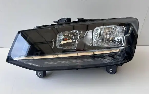 Audi Q2 - Headlight/headlamp 81A941003
