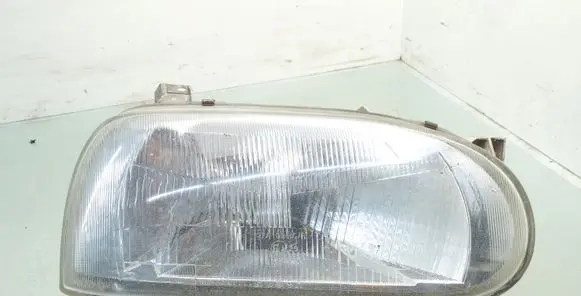 Volkswagen Golf III Headlight/headlamp 0301034322