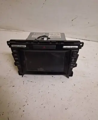 Radio/CD/DVD/GPS head unit