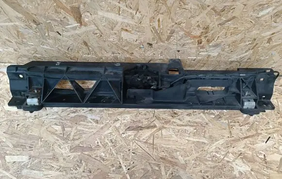 Peugeot 3008 II Top upper radiator support slam panel