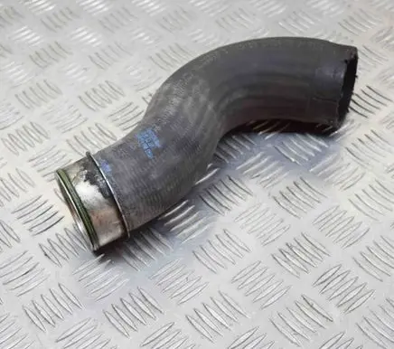Volkswagen Transporter - Caravelle T5 Intercooler hose/pipe 7E0145709