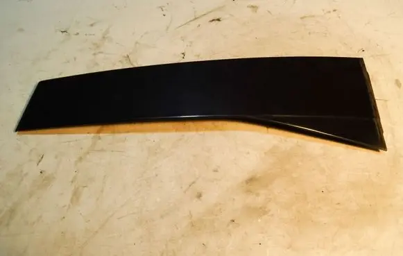 Volkswagen PASSAT B7 Loading door glass trim molding 3C9839904
