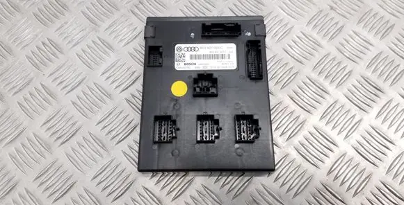 Audi A4 S4 B8 8K Comfort/convenience module 8K0907063C