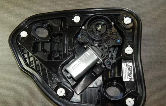 Audi A7 S7 4G Rear door soft close latching motor 4G8839003