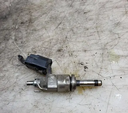 Mazda CX-5 II Fuel injector PYFA13250A