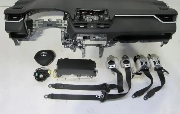 Toyota Hilux (N140, N150, N160, N170) Radio/GPS head unit trim 