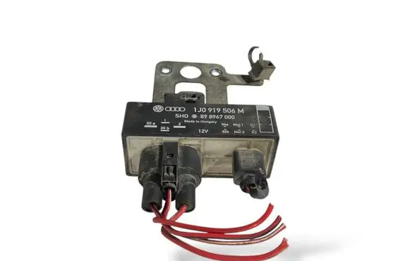 Skoda Roomster (5J) Coolant fan relay 1J0919506M