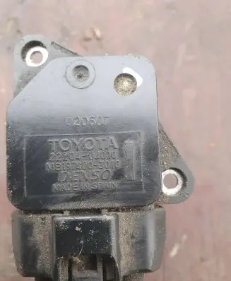 Toyota Corolla E120 E130 Mass air flow meter 222040J010 020607 MB1975003010