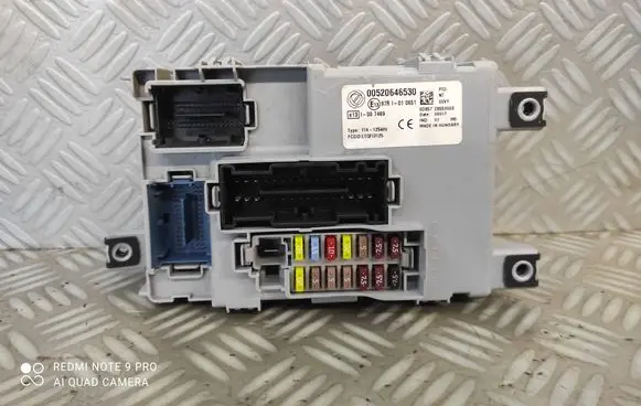 Fiat Doblo Fuse box set 00520646530 97RI010651 E131007469