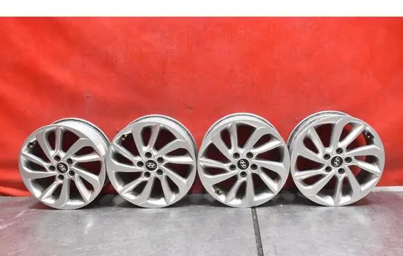 Hyundai Tucson JM R18 alloy rim 52910D7280